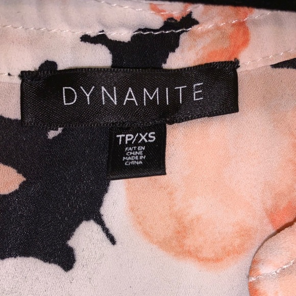 2 items for $20 / Dynamite blouse - Picture 3 of 3